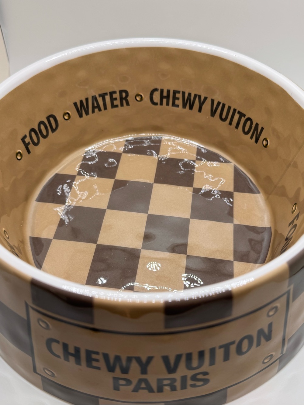 Chewy Vuiton Paris Dog Bowl Tan & Brown Checkered “Luxury” Pet Food Water Bowl - Picture 4 of 8